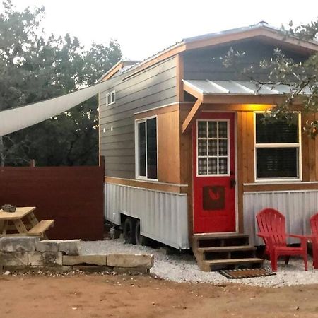 Fox Tiny Home - The Cabins At Rim Rock Austin Extérieur photo